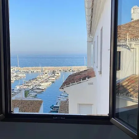 & Puerto Banus Penthouse * Marbella