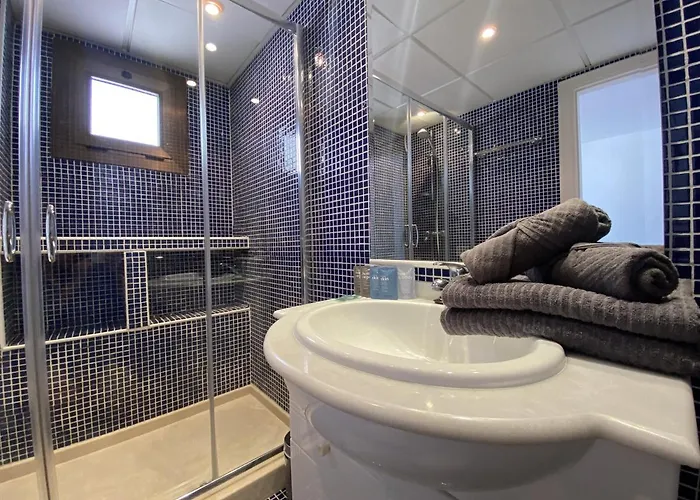 & Puerto Banus Penthouse * Marbella